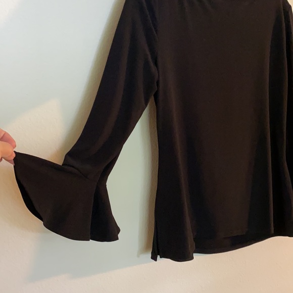 Black top flare cuffs - Picture 3 of 5